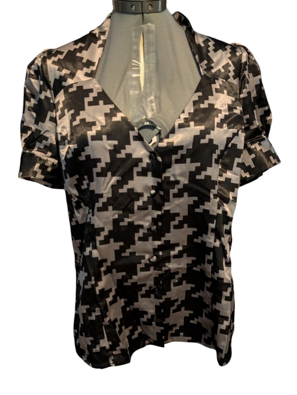 BCBG Max Azria Houndstooth Satin Button-Up Blouse Top Size XL NWT